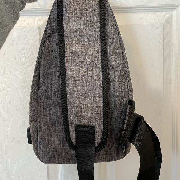 Gray canvas crossbody bag / purse. - Picture 6 of 6